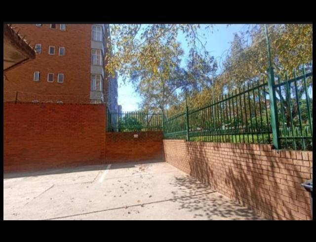 2 BEDROOM SECTIONAL TITLE FOR SALE IN ARCADIA